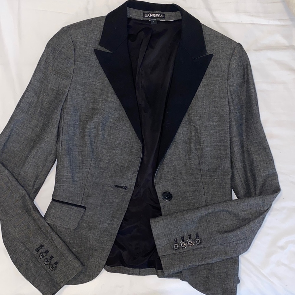 Express Women’s petite blazer